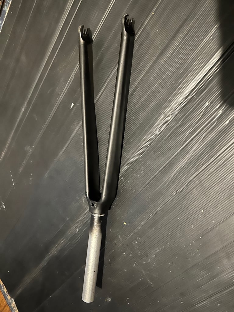 image for Carbon fibre 700 C Road Forks rim brake