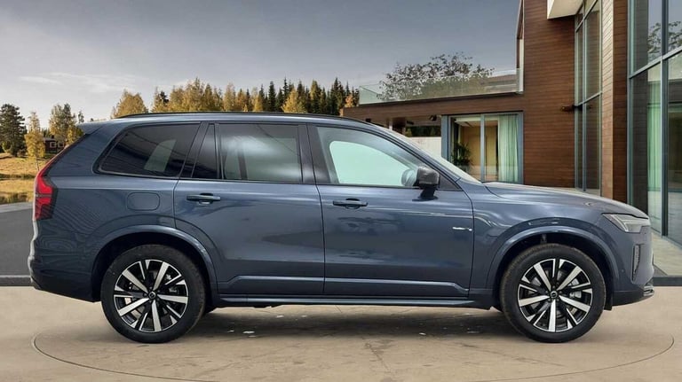 2025 Volvo XC90 Plus, T8 AWD Plug-in hybrid, Electric/Petrol, Dark, 7 Seats ESTATE Petrol/Electri...