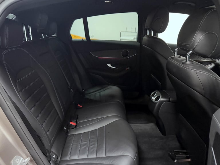 2020 Mercedes-Benz GLC 2.0 GLC300d AMG Line (Premium) Coupe 5dr Diesel G-Tronic+ 4MATIC Euro 6 (s...