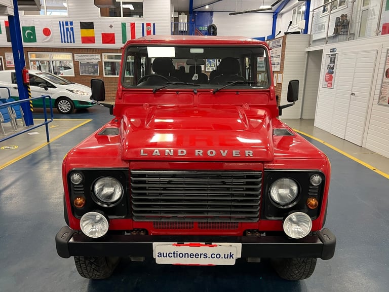 2012 Land Rover Defender 130 HCPU 2.2TDCI 120PS 4X4 5 SEAT DOUBLE CAB HIGH CAPACITY PICK UP PICK ...