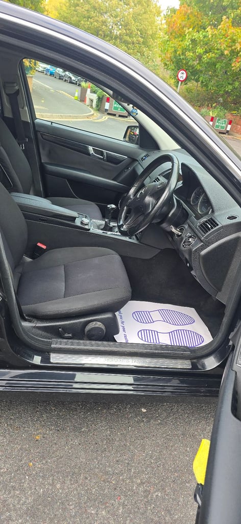 Mercedes-Benz, C CLASS, Saloon, 2009, Manual, 1597 (cc), 4 doors