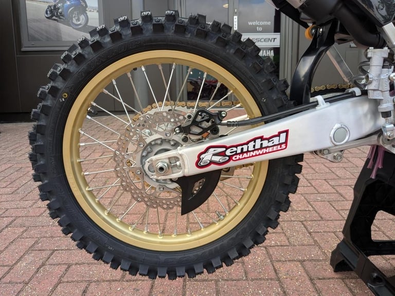 YAMAHA YZ 250 2 STROKE - 70TH ANNIVERSARY DOC WOB VMXDN REPLICA - MIKE BROWN