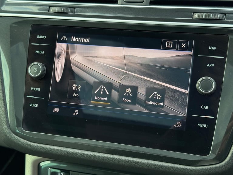 2017 Volkswagen Tiguan 2.0 TDI SEL DSG 4Motion Euro 6 (s/s) 5dr ESTATE Diesel Automatic