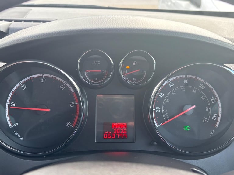2011 Vauxhall Meriva 1.7 CDTi Exclusiv Euro 5 5dr MPV Diesel Manual