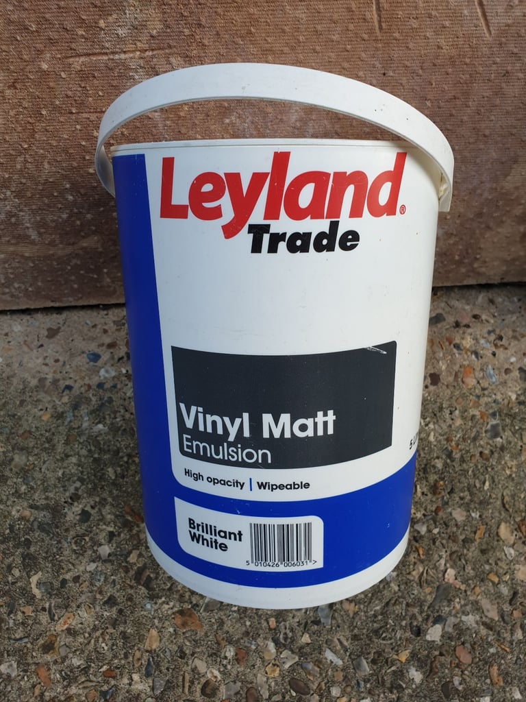 image for Leyland trade Vinyl Matt 5lt brilliant White at 5lt brilliant White. 