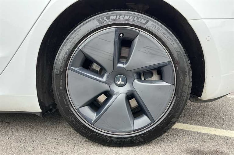 2021 Tesla Model 3 Standard Plus 4dr Auto SALOON ELECTRIC Automatic