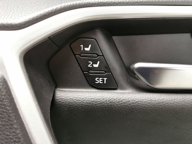 2019 Toyota RAV4 2.5 VVT-h Excel SUV 5dr Petrol Hybrid CVT 4WD Euro 6 (s/s) (222 ps) - LED - Suv ...