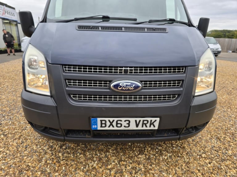 2013 Ford Transit 2.2 TDCi 350 Panel Van 5dr Diesel Manual FWD L2 H1 (209 g/km, 123 bhp) Panel Va...