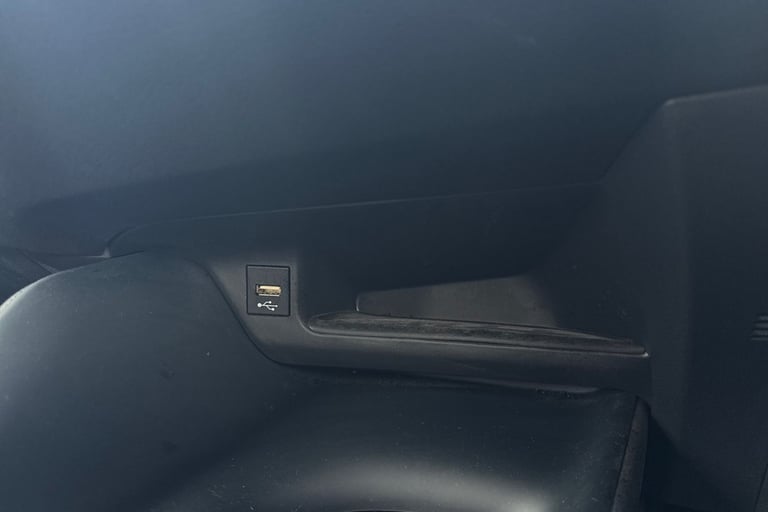 2022 Toyota C-HR 1.8 VVT-h Icon CVT Euro 6 (s/s) 5dr SUV PETROL/ELECTRIC Automatic