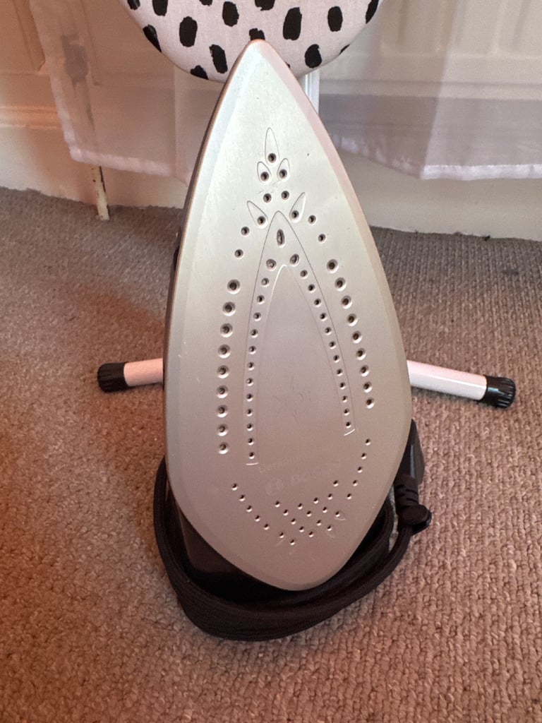 Bosch Iron & Ironing Board