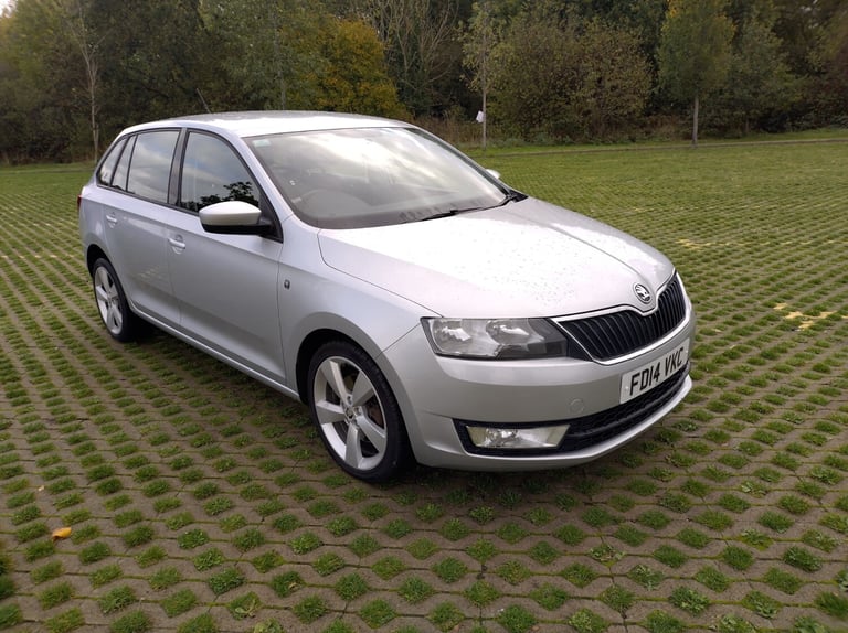 image for SKODA RAPID SPACEBACK 1.6 TDI CR 90 SE ESTATE 2014 / 14 @ MCD CARS 