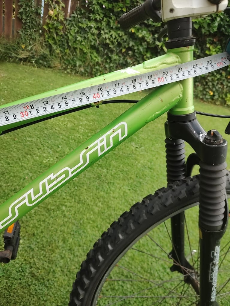 B-twin subsin double Skate park jump bike
