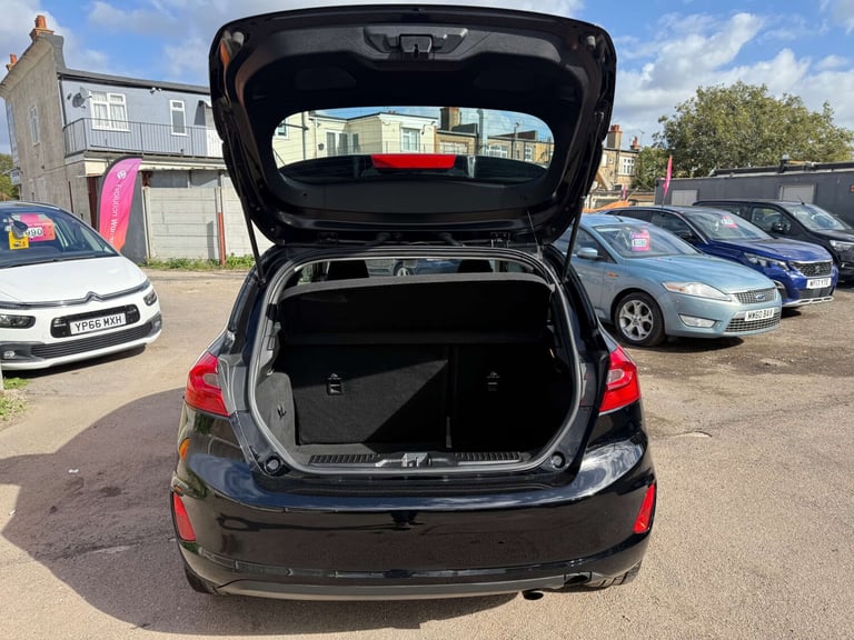 2018 Ford Fiesta 1.1 Zetec 3dr HATCHBACK PETROL Manual