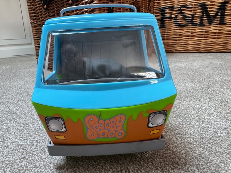 Vintage Scooby Doo money box, mystery machine van, dice roller DVD