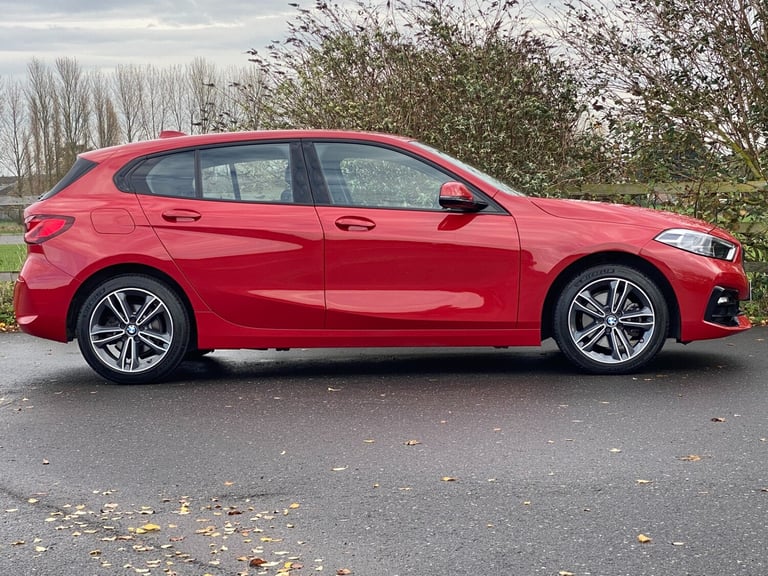 2021 BMW 1 Series 118i Sport Auto 5dr - Virtual Cockpit &amp; Apple CarPlay &amp; Heated Seats HA...