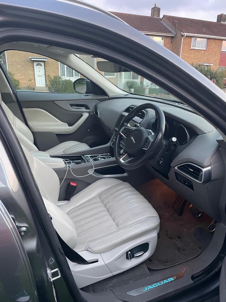 Jaguar, F-PACE, Portfolio, Diesel, 2019, 1999 (cc), 5 doors