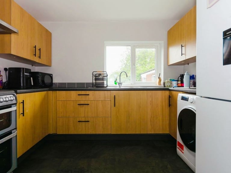    COUPLE ROOM IN BRICK LANE 🎉🎉