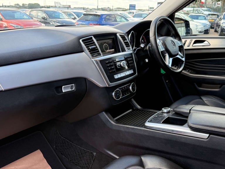 2013 Mercedes-Benz M Class 2.1 ML250 AMG Sport Bluetec Auto 4WD 5dr SUV Diesel Automatic