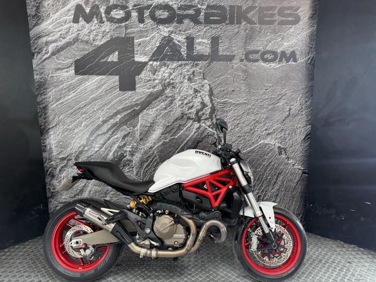 DUCATI MONSTER 821 2014