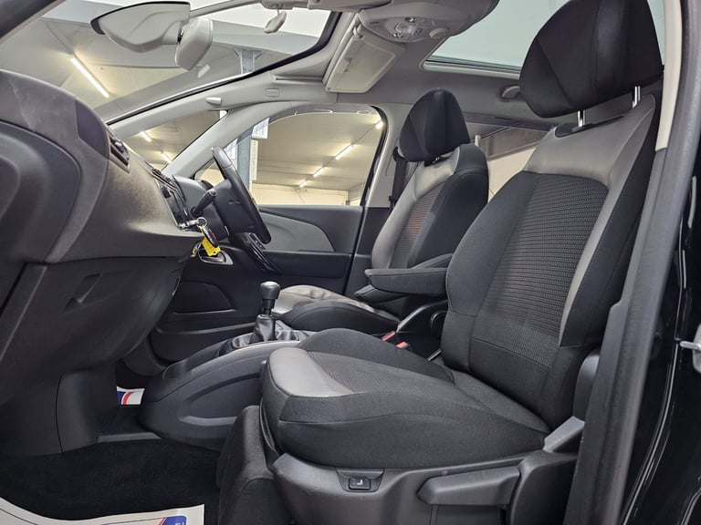 2015 Citroen C4 Grand Picasso 1.6 BlueHDi Exclusive+ 5dr MPV Diesel Manual