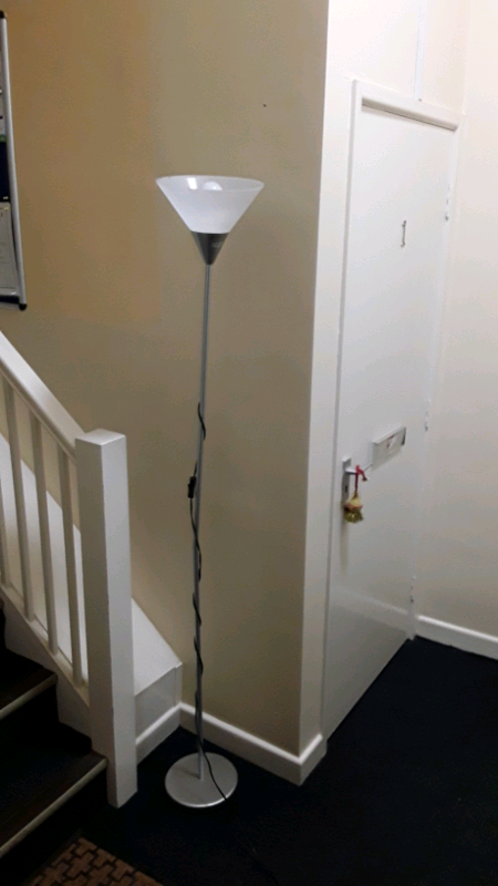 Light stand with Low Energy
