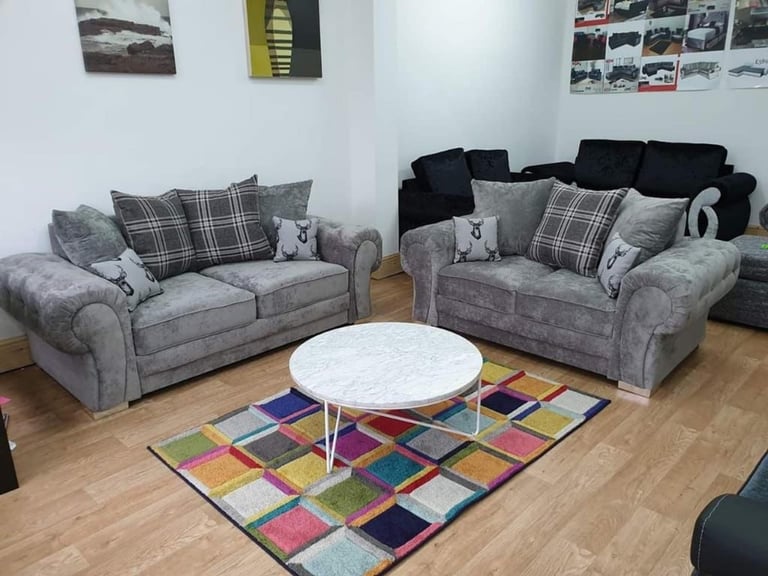 Luxrious Comfort, Surprsingly Sofa