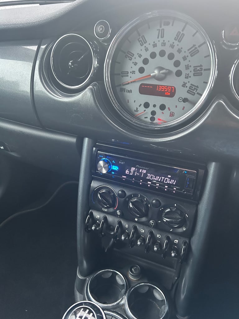 Mini, CONVERTIBLE, 2007, Manual, 1598 (cc), 2 doors