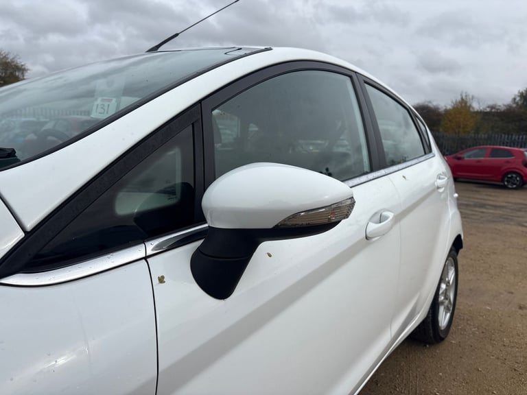 2013 Ford Fiesta 1.25 82 Zetec 5dr Hatchback PETROL Manual