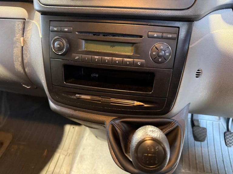 MERCEDES-BENZ VITO 2.1 111CDI Compact Panel Van SWB 5dr 2009