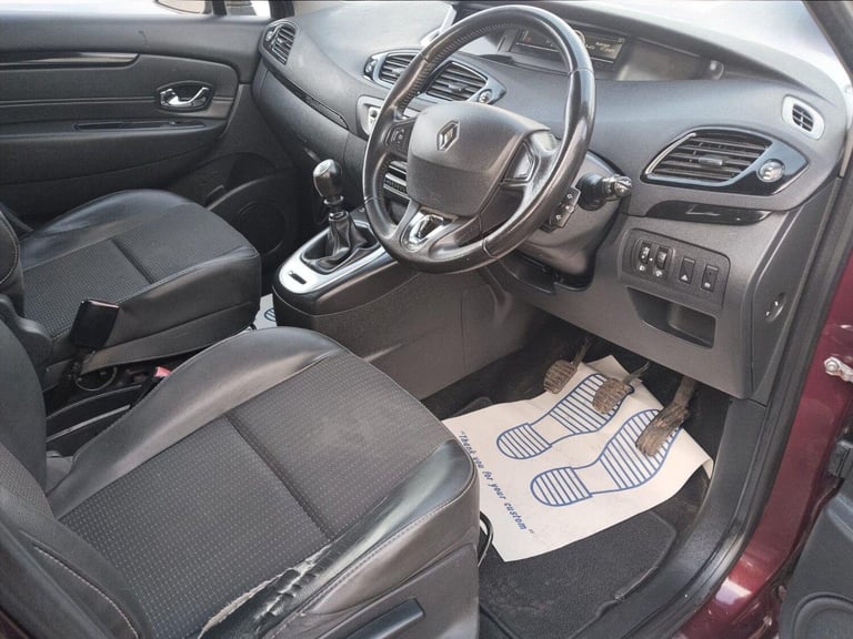 2013 Renault Scenic 1.6 dCi Dynamique TomTom Euro 5 (s/s) 5dr Diesel