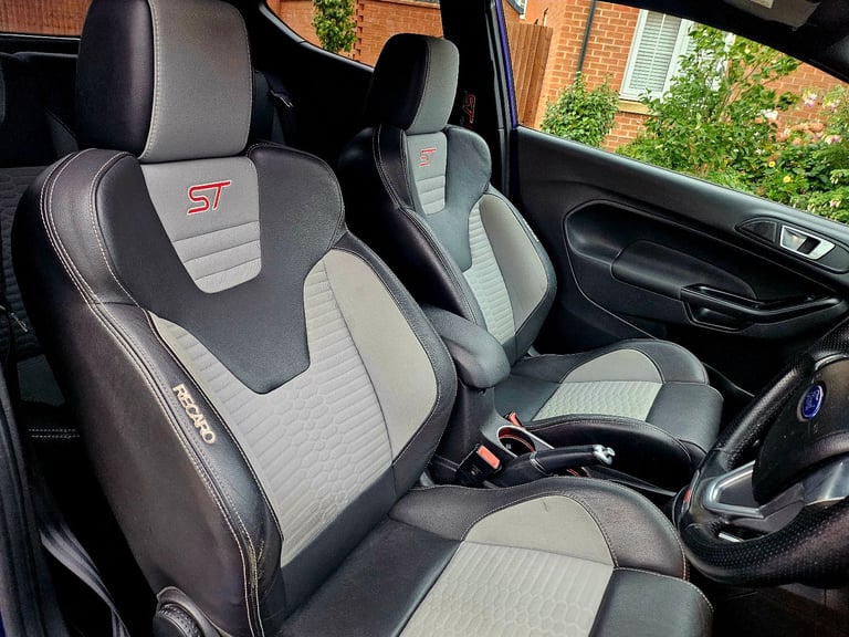Ford Fiesta St-2 