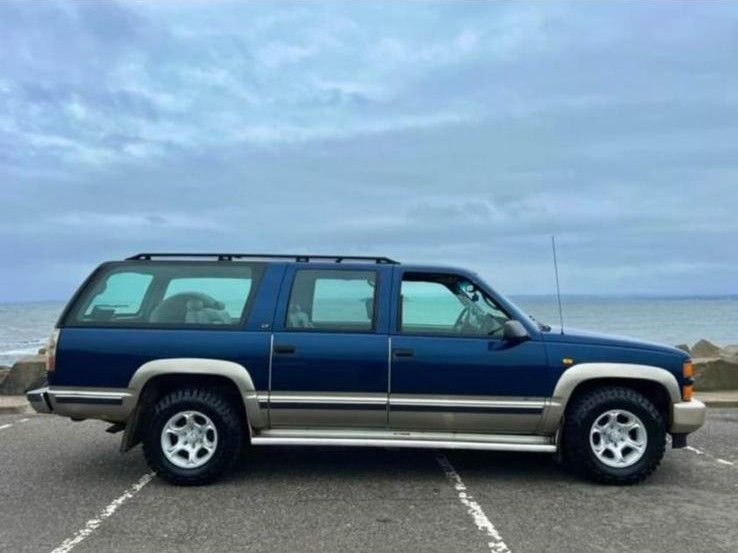 1999 Chevrolet Suburban for sale (Holden – rare Australian factory right hand drive model)