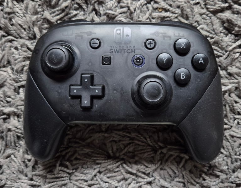 Nintendo Switch Grey with extra controller and 10 games.