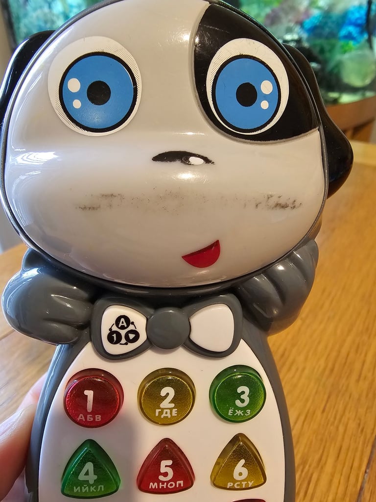 Used toy phone (free)