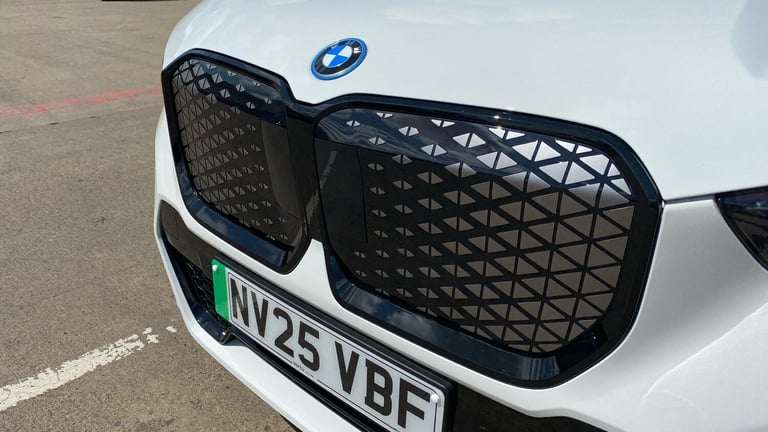 2025 BMW iX1 150kW eDrive20 Shadow Ed 65kWh 5dr Auto [22kWCh] Electric Estate Estate Electric Aut...