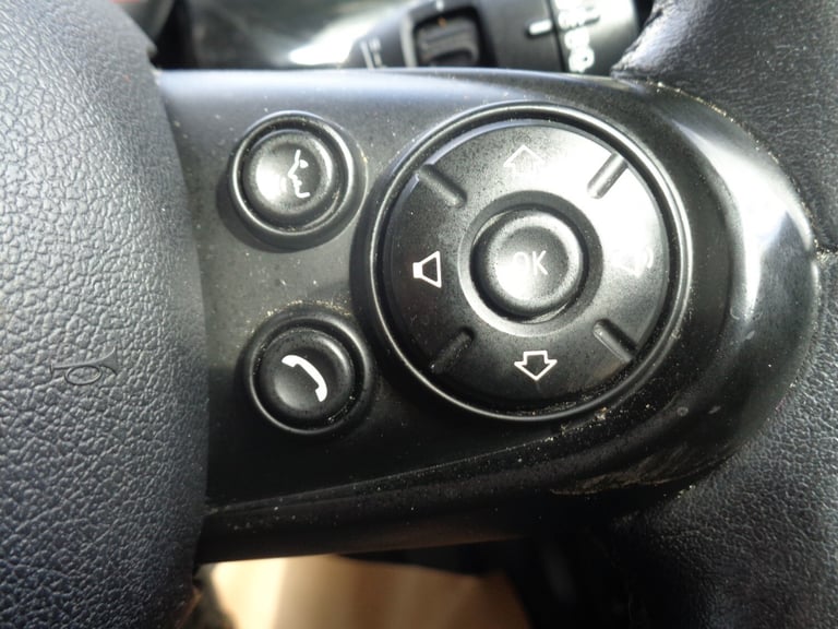 MINI HATCHBACK 1.5 Cooper 5dr