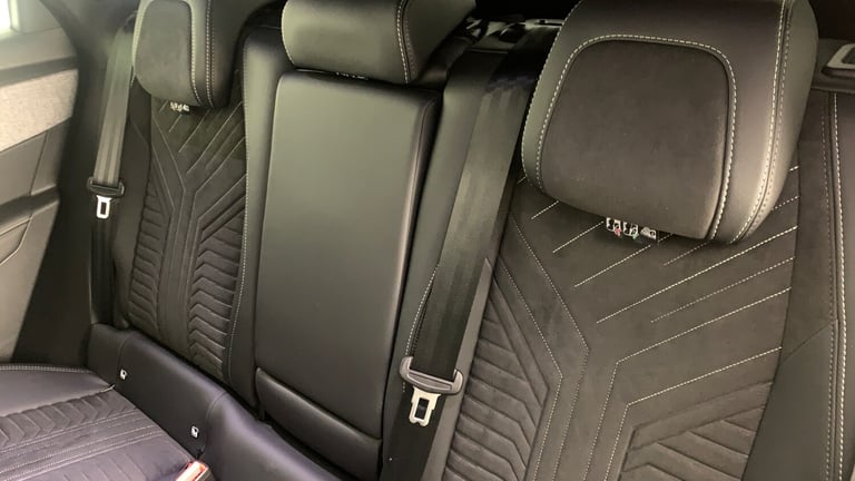 2024 Peugeot 3008 73kWh GT SUV 5dr Electric Auto (210 ps) SUV Electric Automatic