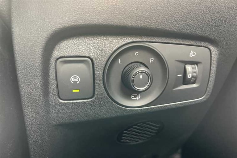 2025 MG MG3 1.5 SE Hatchback 5dr Petrol Manual Euro 6 (s/s) (115 ps) Hatchback Petrol Manual