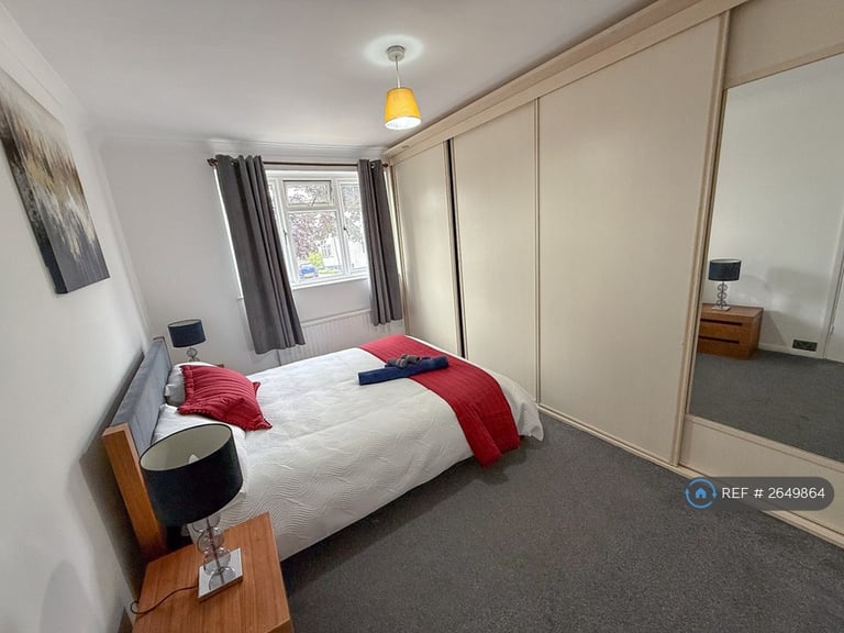 4 bedroom house in Bassett House, Orpington, BR6 (4 bed) (#2649864)