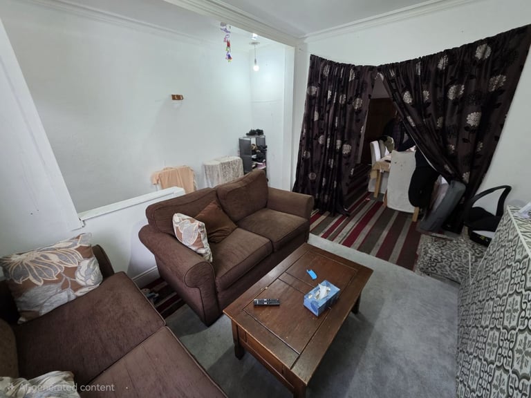 NEW LISTING**3/4 Bedrooms**High Town Area**OFF-STREET PARKING**