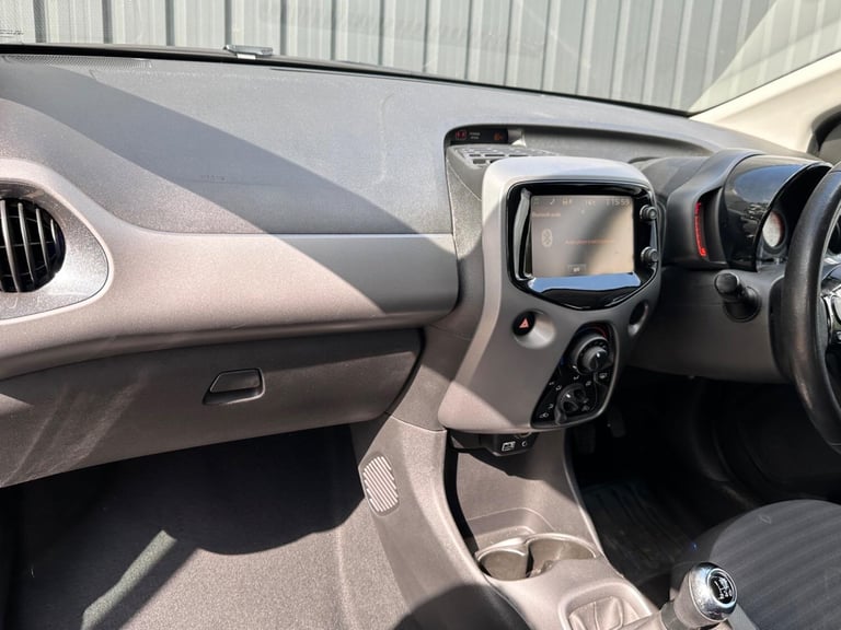 2018 Toyota AYGO 1.0 VVT-i x-play Hatchback 5dr Petrol Manual Euro 6 (71 ps) HATCHBACK Petrol Manual
