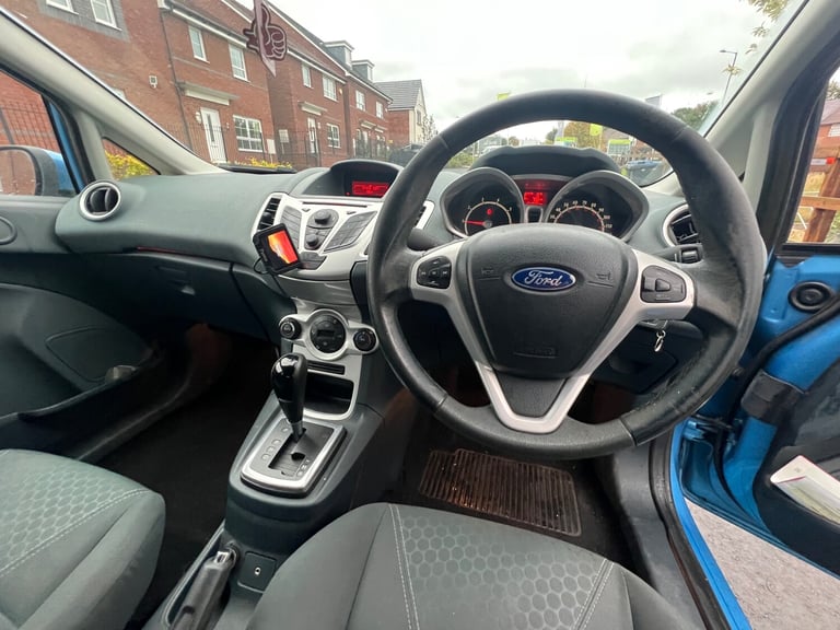 2009 Ford Fiesta 1.4 Titanium 5dr Auto HATCHBACK Petrol Automatic