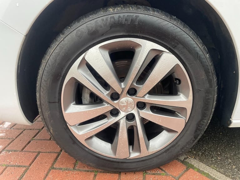 2023 Peugeot Traveller 100kW Business VIP Long [8 Seat] 50kWh 5dr Auto MPV ELECTRIC Automatic