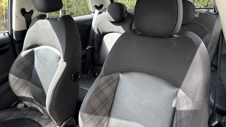 2017 MINI Hatch 1.5 Cooper Seven 3dr Auto Hatchback Petrol Automatic