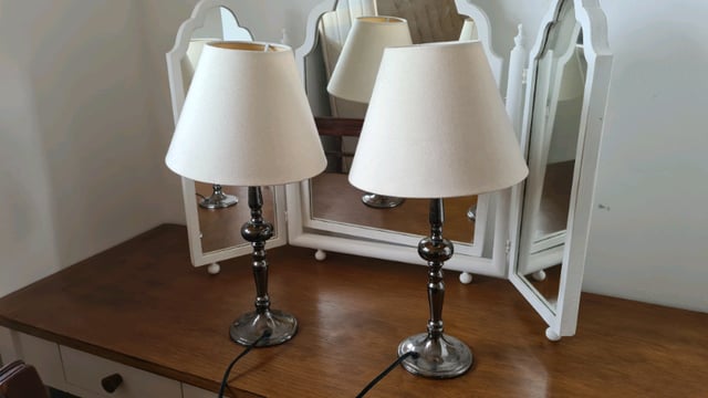 Pair of lamps with cream shades | in Wallingford, Oxfordshire | Gumtree
