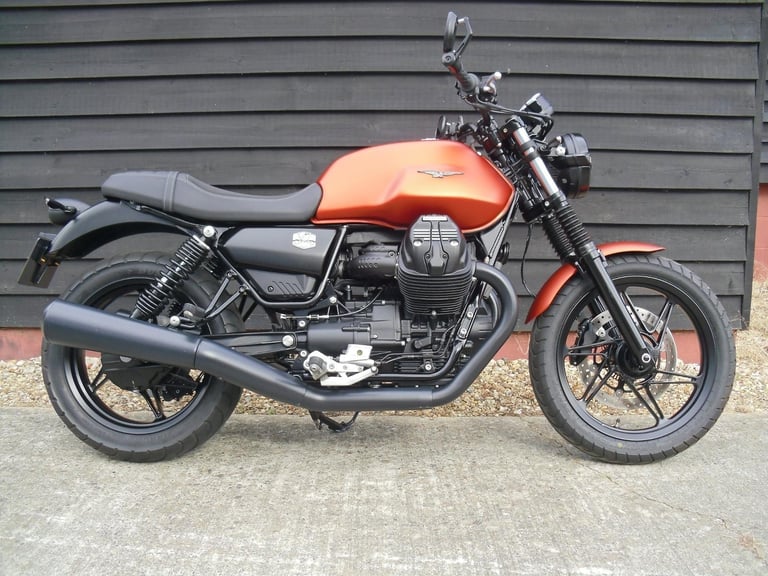 image for MOTO GUZZI V7 IV STONE 850 , 2022 ,SUNBURST ORANGE, SERVICED ,3350 MILES ONLY .
