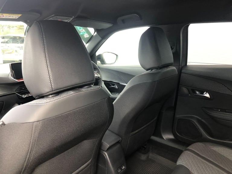 2025 Peugeot 2008 1.2 PureTech Allure Euro 6 (s/s) 5dr HATCHBACK Petrol Manual