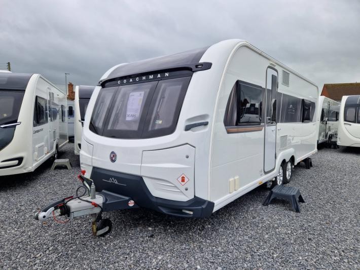 2022 Coachman Lusso II Used Caravan