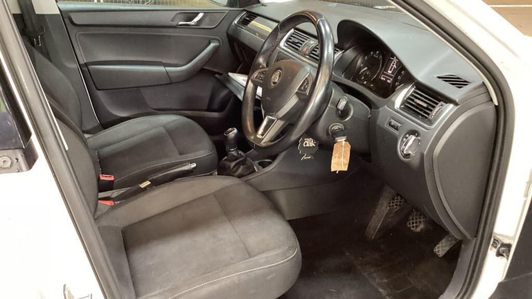 2014 Skoda Rapid Spaceback 1.2 TSI 105 SE 5dr HATCHBACK PETROL Manual