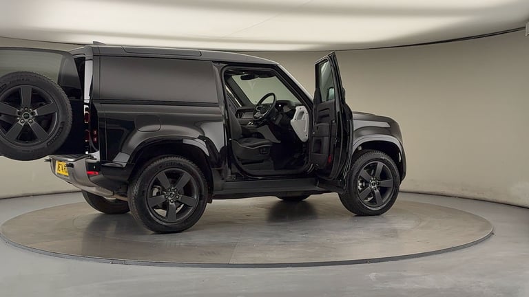 2024 Land Rover Defender 90 3.0 D250 MHEV X-Dynamic HSE Hard Top SUV 3dr Diesel Auto 4WD SWB Euro...